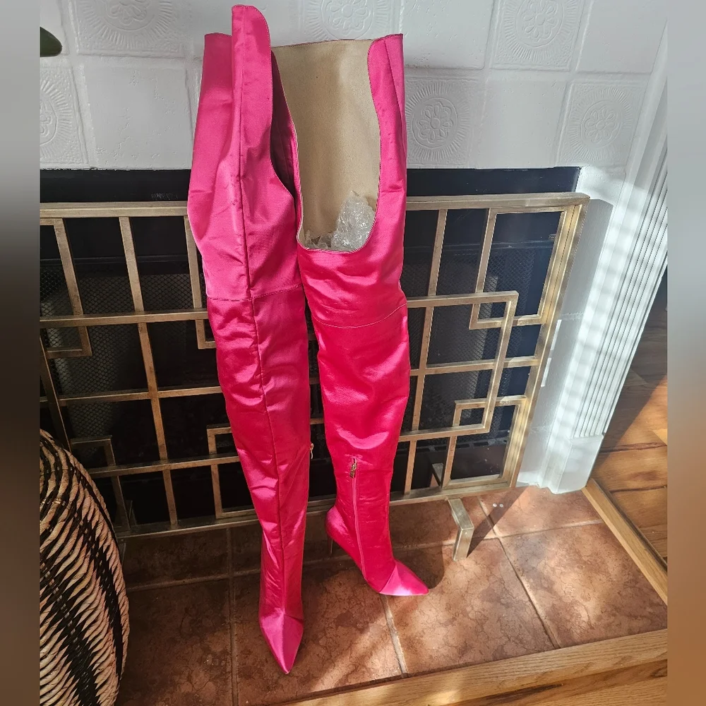Waist high boots - Picture 1 of 8